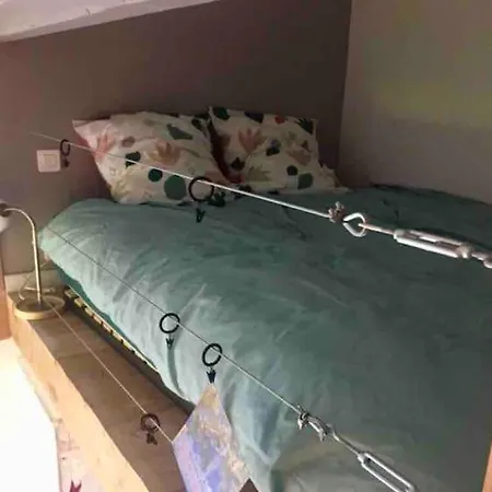 La Petite Maison Bleue *