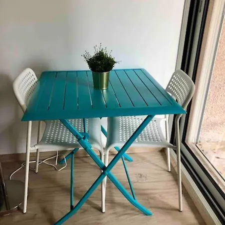 La Petite Maison Bleue *